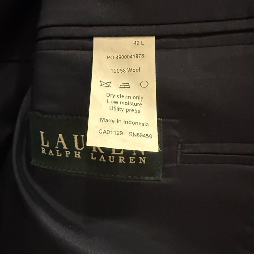Ralph Lauren Navy Blazer with Gold Buttons - Picture 11 of 16